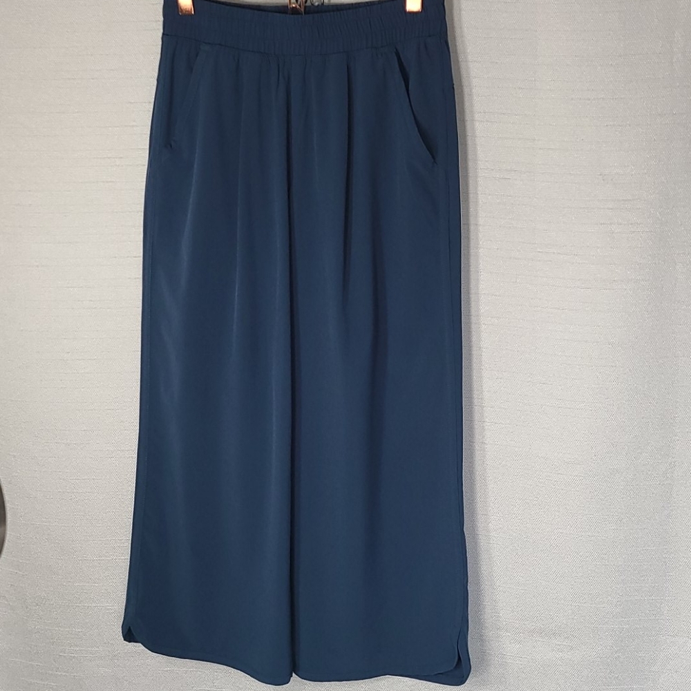Title Nine Wide Leg Staycation Pants in Navy Blue